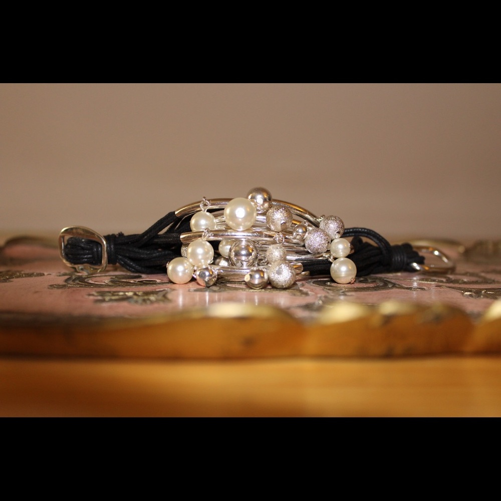 Glass Peral Beaded Bracelet